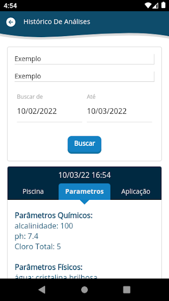Tela real do PiscinApp com histórico de análises e parâmetros da água